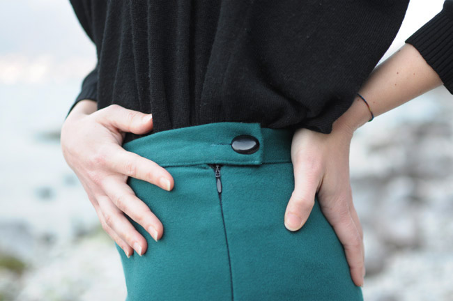 panelled mini skirt winter sewing handmade fashion - Vintage button- Ladulsatina