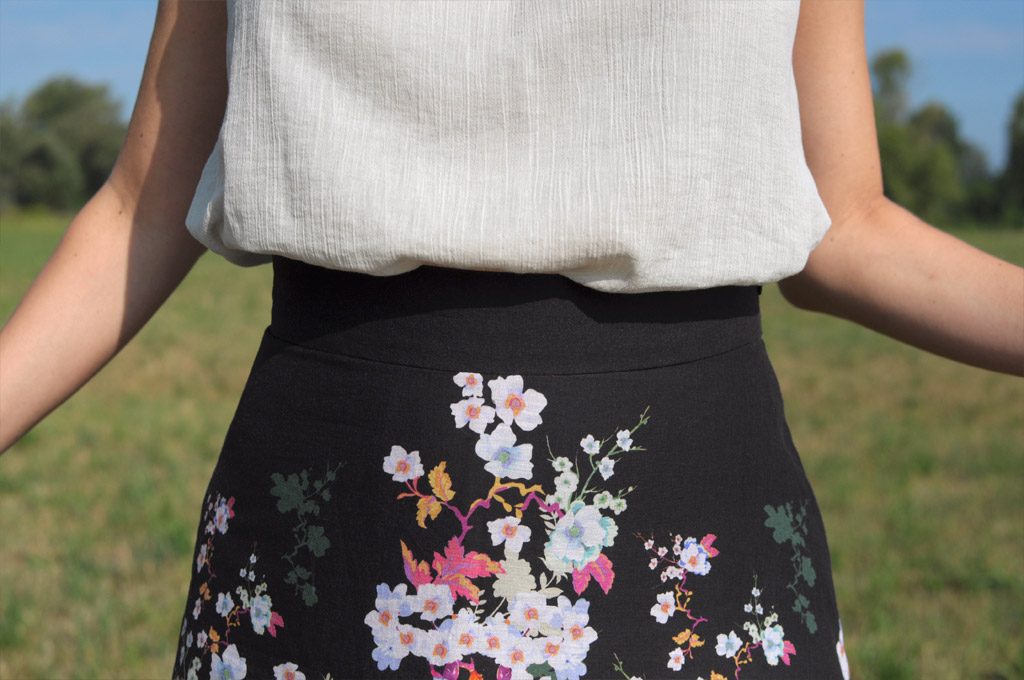 Ladulsatina DIY wedding party outfit: self-drafted skirt flowered pattern details